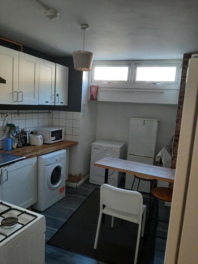 Single Bedroom With Wifi Off Bricklane 3 Лондон Екстер'єр фото